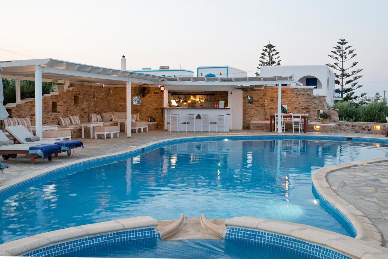 Kastro Antiparos Aparthotel Екстериор снимка