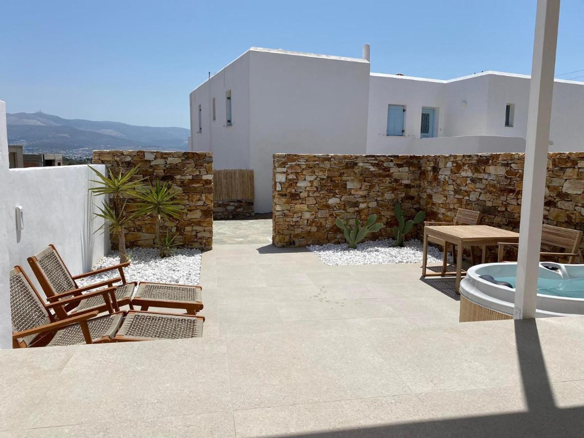 Kastro Antiparos Aparthotel Екстериор снимка