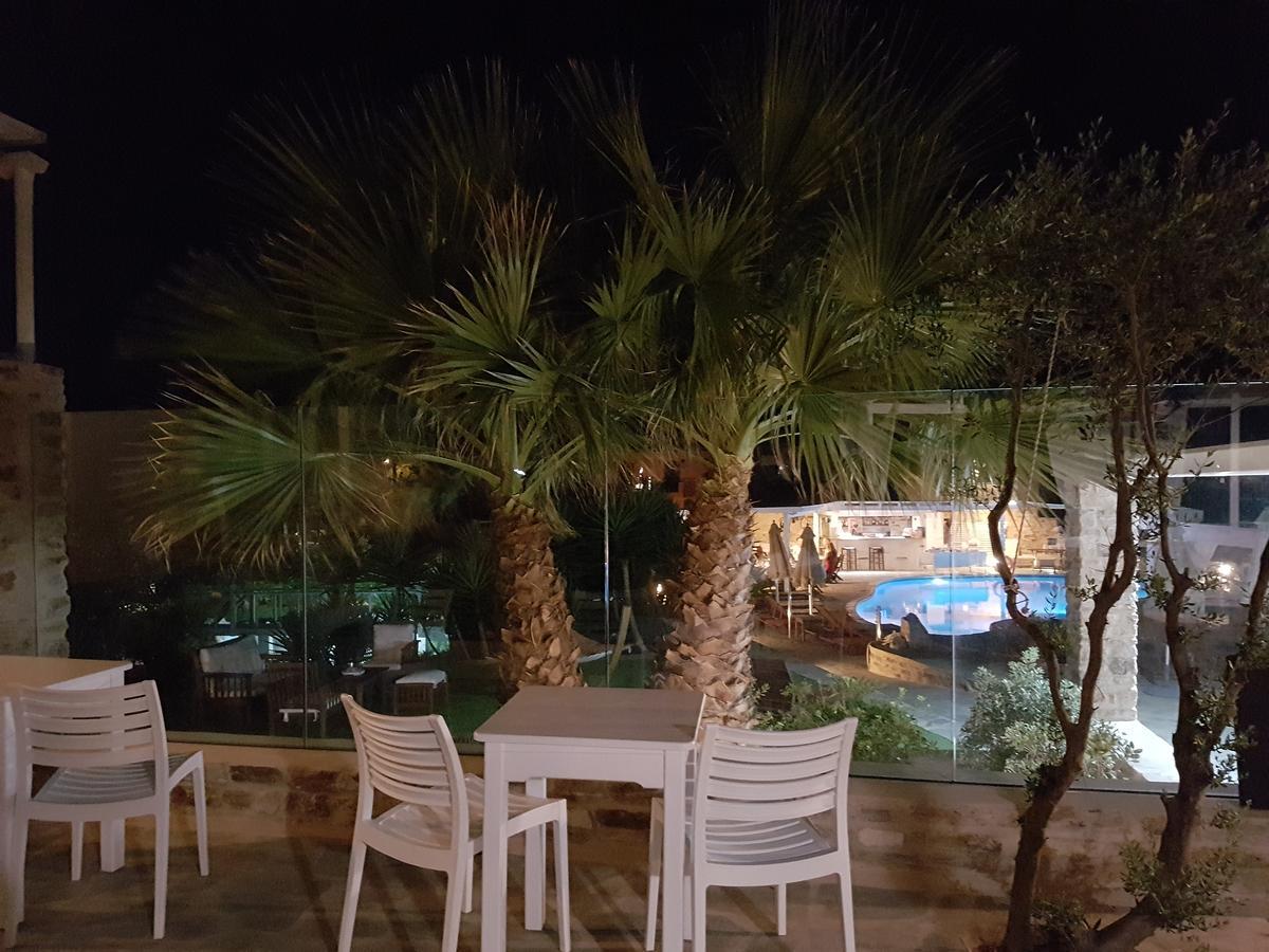 Kastro Antiparos Aparthotel Екстериор снимка
