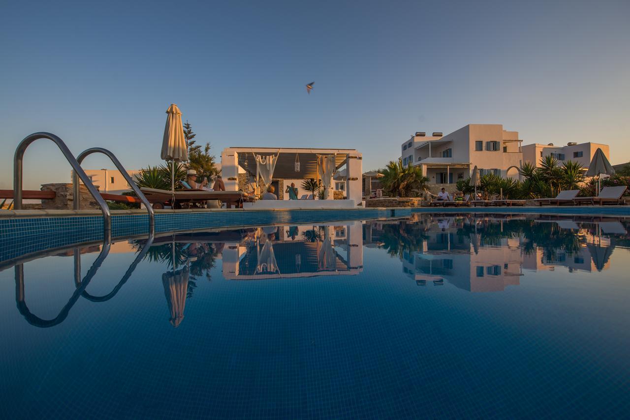 Kastro Antiparos Aparthotel Екстериор снимка